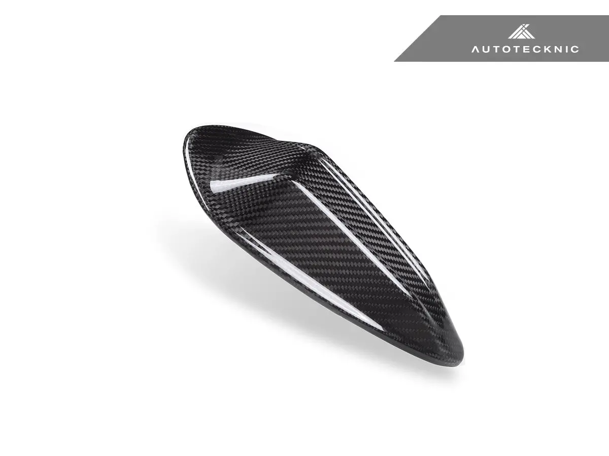 Autotecknic Dry Carbon Roof Antenna Cover - G09 Xm 1