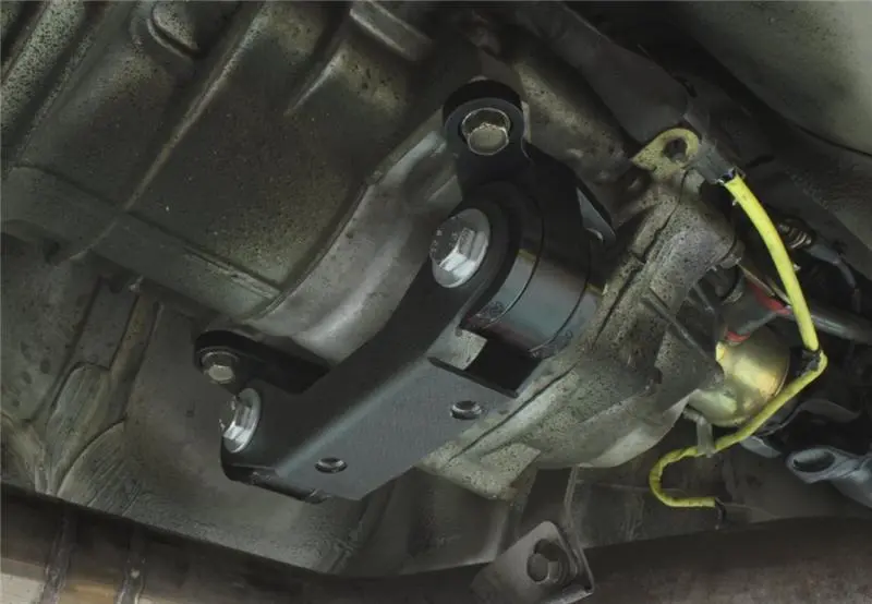 Perrin 02-25 Subaru Wrx & Sti / 93-24 Impreza / 04-11 Forester / 05-09 Legacy Manual Trans. Mount 2