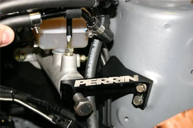 Perrin 02-07 Subaru Wrx/Sti / 04-07 Forester Xt Master Cylinder Support Bracket - Black 2