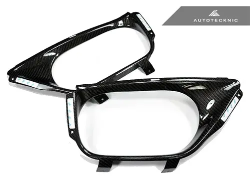 Autotecknic Dry Carbon Exhaust Shield - Nissan R35 Gtr 1