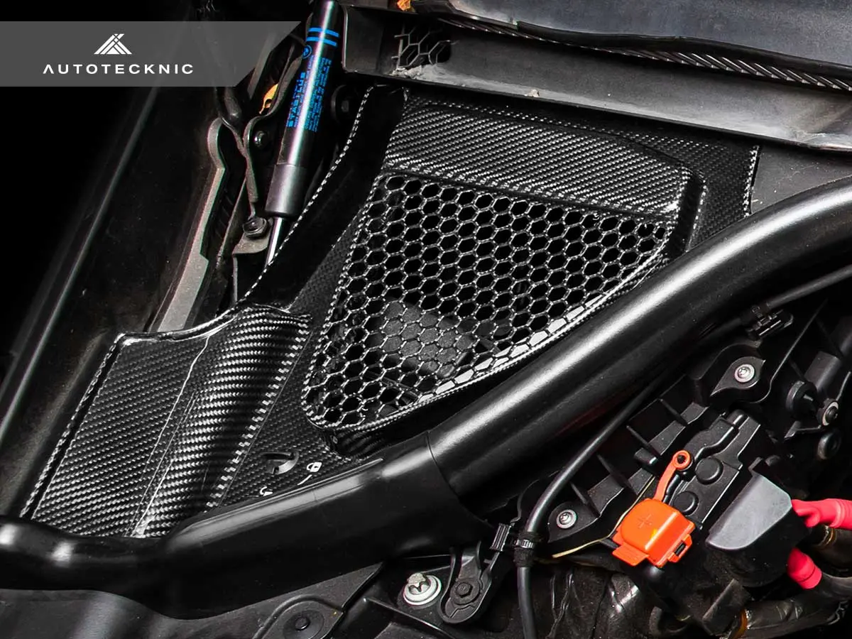 Autotecknic Dry Carbon Engine Cowl Panel Trim Set - F97 X3m | F98 X4m 2