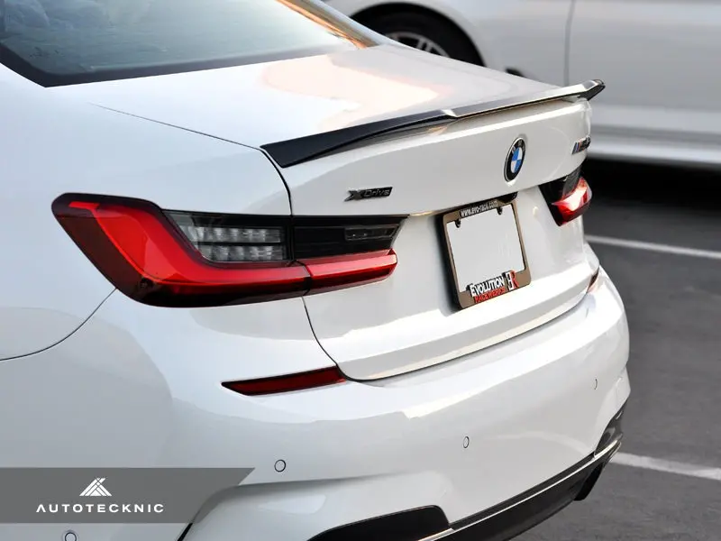 Autotecknic Dry Carbon Competition Plus Trunk Spoiler - G20 3-Series 1
