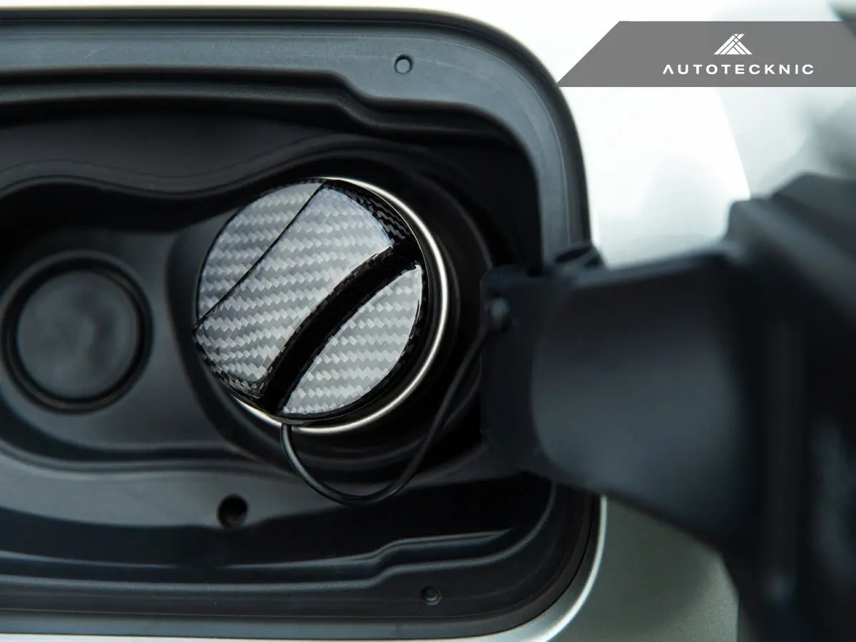 Autotecknic Dry Carbon Competition Fuel Cap Cover - F06/ F12/ F13 6-Series 5