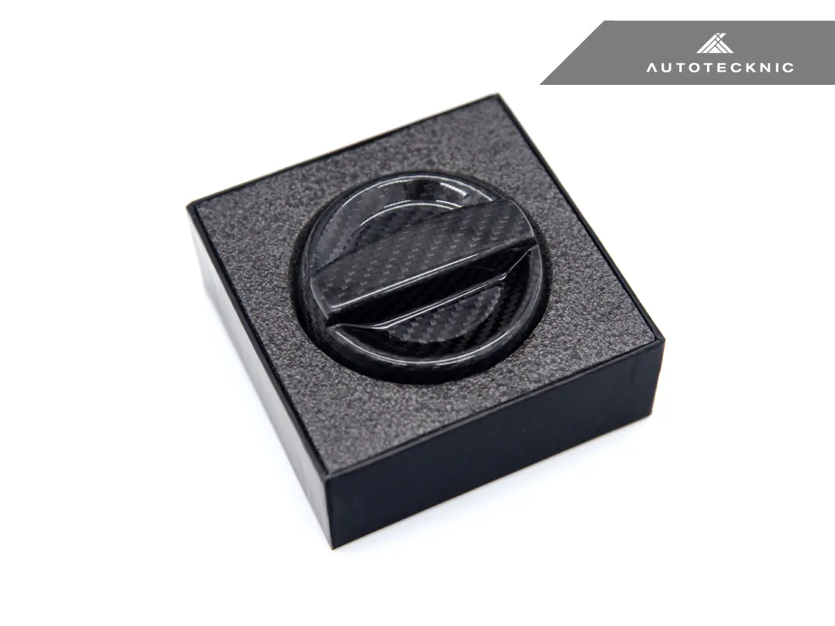 Autotecknic Dry Carbon Competition Oil Cap Cover - G11/ G12 7-Series 9